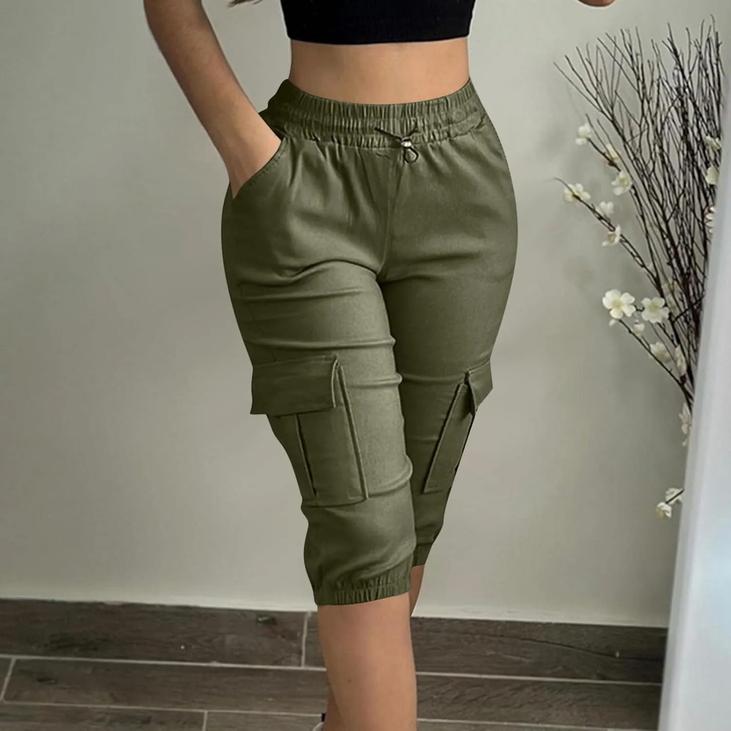 DDAPJ pyju Bermuda Cargo Shorts for Women Knee Length Casual Hiking Shorts Drawstring Elastic Waist Jogger Pants with Pockets