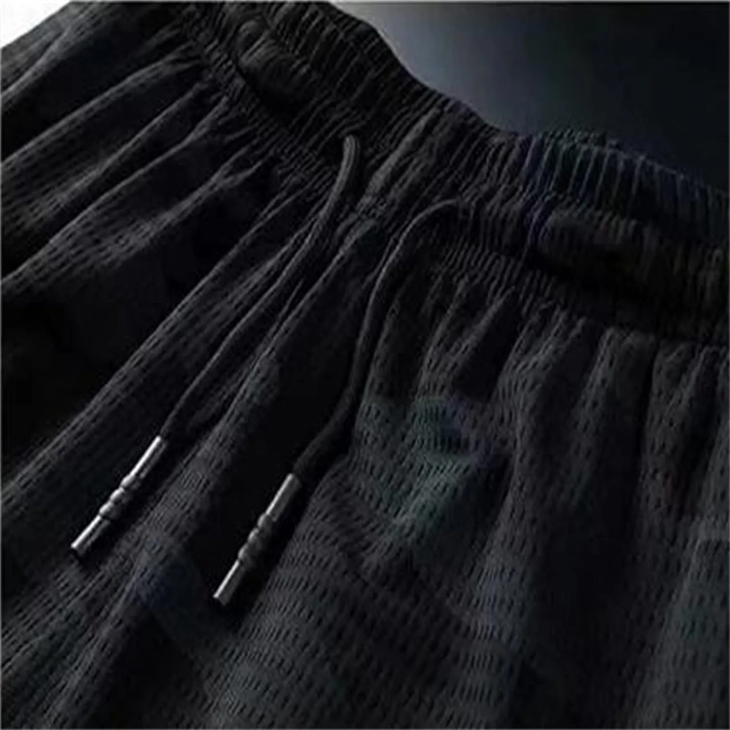 Men's Running Athletic Workout Gym Shorts Breathable Lightweight Quick Dry Mesh Capris Lounge Pants with Pockets