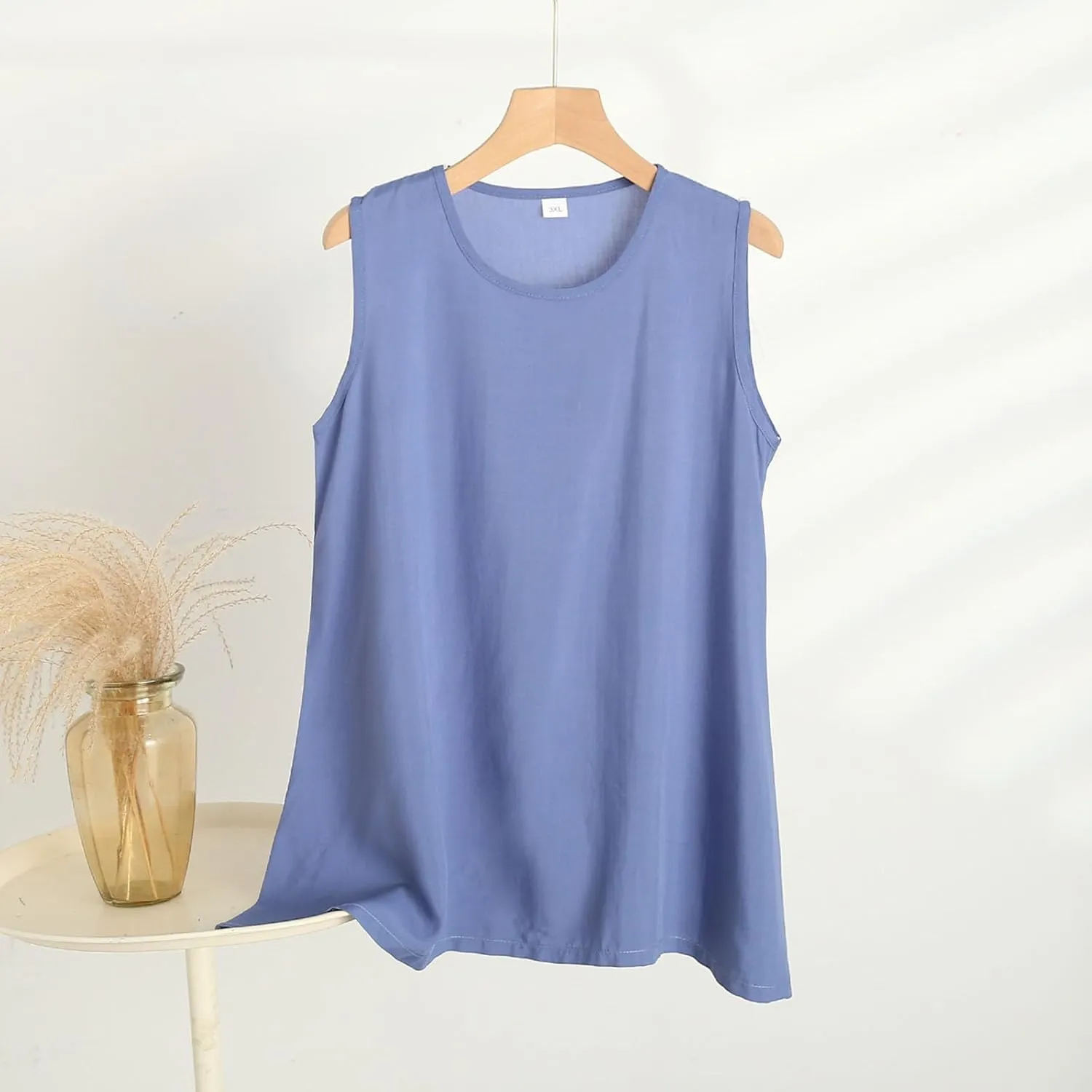 Trendy Going Out Tank Tops for Women Plus Size Sleeveless Shirts Loose Fit Casual Basic Tee Lightweight Blouses
