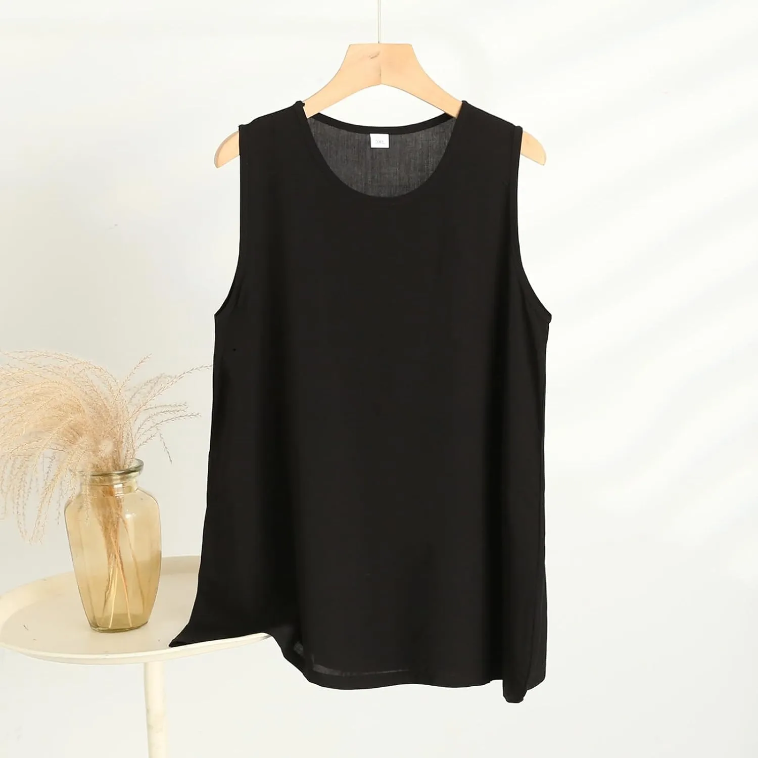 Trendy Going Out Tank Tops for Women Plus Size Sleeveless Shirts Loose Fit Casual Basic Tee Lightweight Blouses